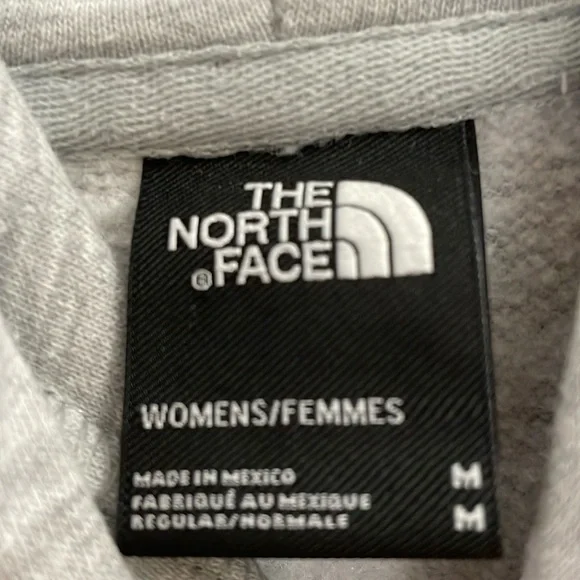 🩶🤍The North Face gray hoodie sweatshirt. M - Picture 8 of 8